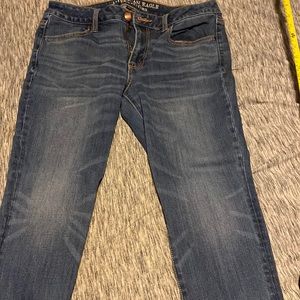 American eagle jeans 16 bucks fresh clean